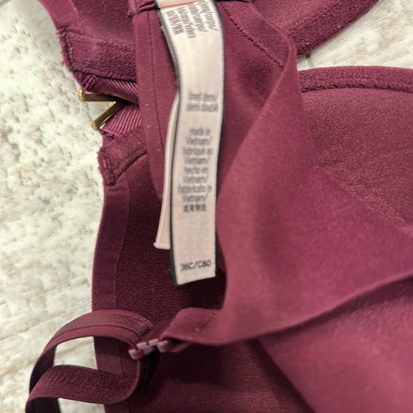 VS bra - Picture 3 of 3